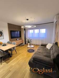 LUX namešten stan na prodaju - Nova Detelinara